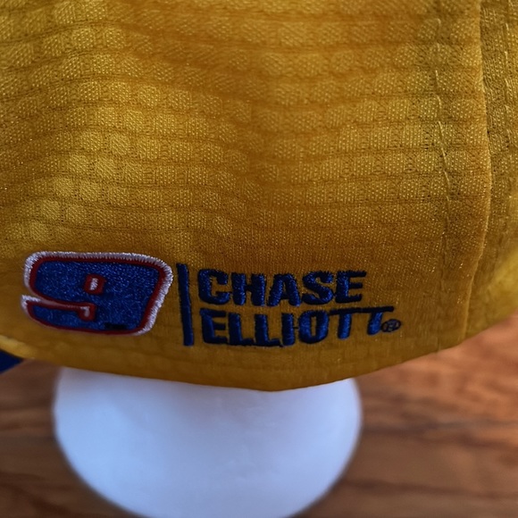 NAPA Racing #9 Chase Elliot Cap - Yellow and Blue Napa Racing Adjustable Hat - Picture 6 of 9